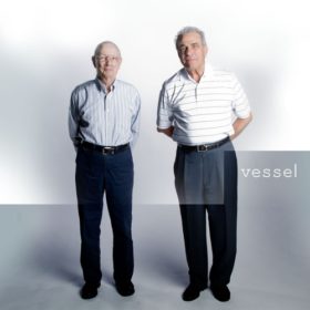 Twenty One Pilots – Vessel (2013)