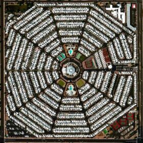 Modest Mouse – Strangers To Ourselves (2015)